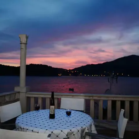 House Legosi - Three Bedroom House Tatil Evi